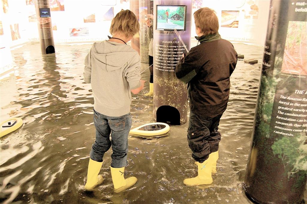 The visitors use remote controlled boats to visit different geographical places around the world.