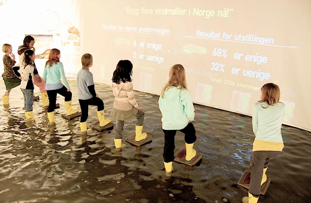 In one of the exhibits the visitors can "vote with their feet" in a climate election.