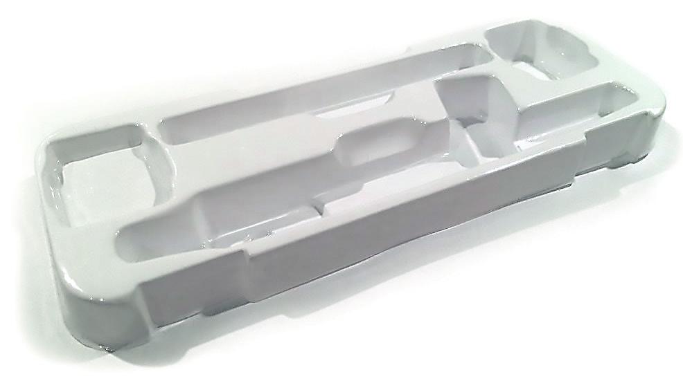 8. (continued) The case insert was manufactured by vacuum forming. (b) The pattern contains the following features.