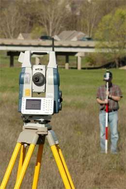 7.9 Robotic Total Stations 7.9.1 Sokkia SRX The level menu consists of a series of sub-menus which contain specific software