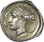 Head of Arethusa left wearing hook earring and necklace; a broad ampyx is inscribed "EVMENOV" above two parallel rows of wavy hair; her hair is bundled on the back of her head with two loose locks