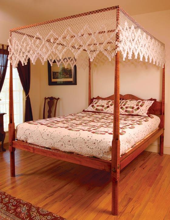 Build a Pencil-Post Bed Figured wood, subtle details, and a rich finish bring charm and elegance to this traditional design B Y L O N N I E B I R D The pencil-post bed remains popular several