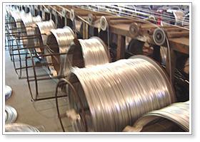 gauge: from 8# to 24# Hot-dip galvanized wire property: Thick zinc-coating layer of