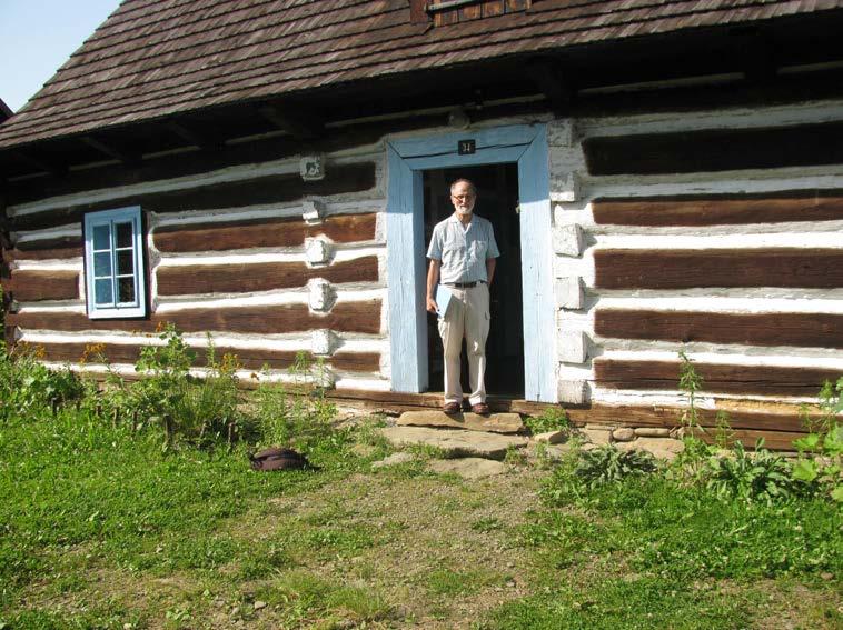 Part One: Playing bridge in Poland Submitted photo - Malcolm Ewashkiw outside a turn-of-the-20 th -century home in his father s village of Łosie I have just returned from a visit to the village in