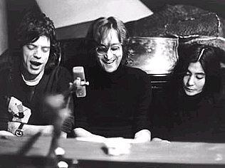18 John Lennon - #9 Dream SINGLE EDIT 74 This track had started out with the title of Walls and Bridges.