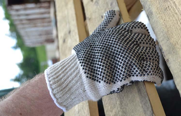 GENERAL PURPOSE GLOVES KNIT PATTERN COATED PVC CRISS-CROSS PVC DOTTED 39-3013 36-C330PDD - Criss-Cross pattern provides enhanced grip and abrasion
