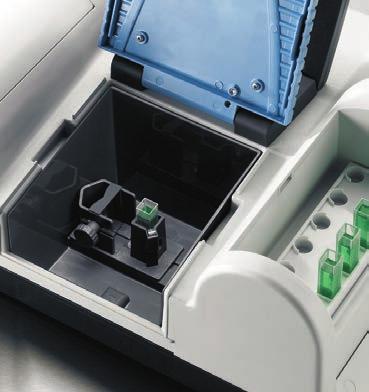sample compartment are equipped with removable cuvette racks designed to hold six