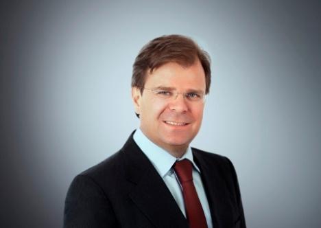 YOUR CONTACT PERSON DR WOLFGANG LAUSS Expertise Dr Wolfgang Lauss advises domestic and foreign companies in particular on corporate and company law matters including advice on competition law aspects