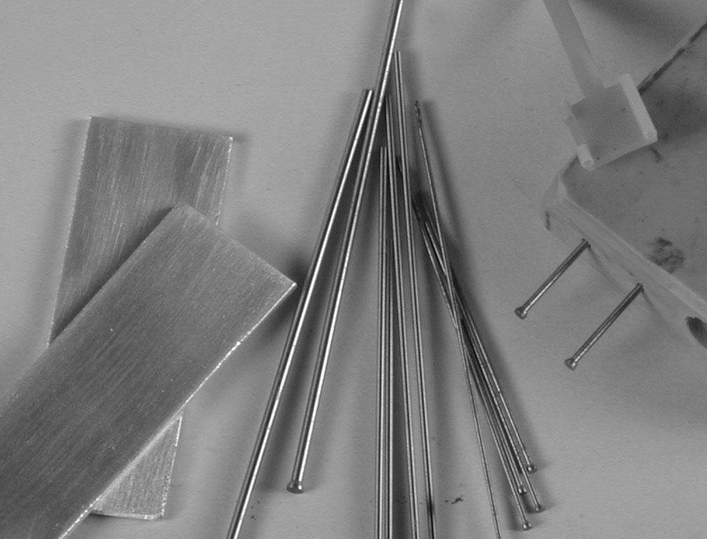 Optional helps Needles or pins Such needles come in various sizes starting from a Ø 0,7 mm. upwards and can be found in the precision mechanic parts market, Figure 10.