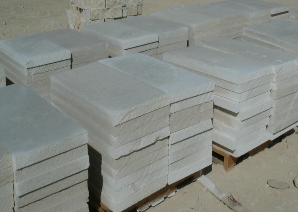Patio Stone We offer both flagstone and sawn patio stone.