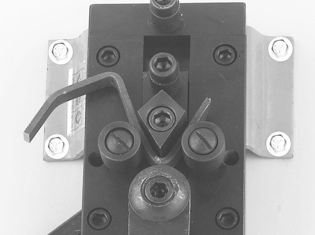 Workpiece bent with the 90 side of the bending block. 2. Place the workpiece between the bending block and the guide rollers (Figure 6). Using the bending block: 1.