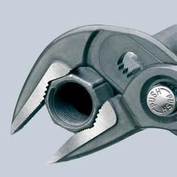 industry > long, narrow jaws > particularly good access to the workpiece due to very slim construction of head and joint area > firm grip also on flat material due to three point rest > adjustment at