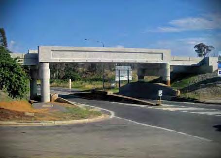 The new bridge was to have both an increased 20 metre span to accommodate future road widening, and a higher clearance increasing from its previous 4.1 metres to a desired 5.
