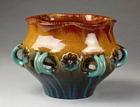 Dutch potters brought majolica to At the Great Exhibition of 1851, England in around 1600 and it was known