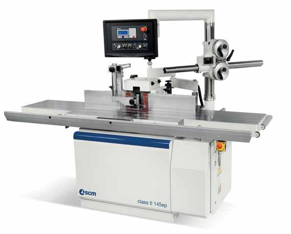 electronically programmable spindle moulder with +/- 45.
