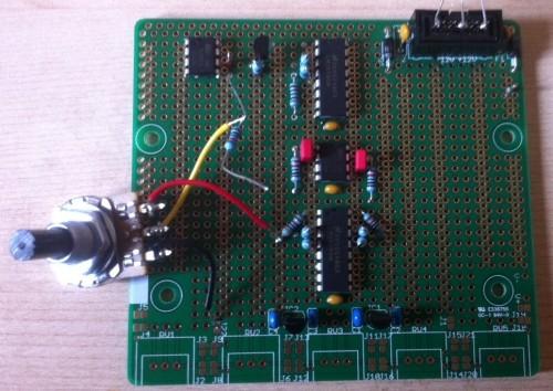The test circuit for the oscillator - the potentiometer controls the feedback The Results Adjusting the potentiometer slowly, the circuit oscillated, with the amplitude increasing gently, until the
