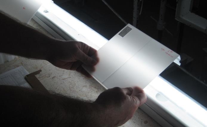 BWF Profiles carries out a visual comparison test (top-view and transmission) in the illuminated and unlit state in comparison to the approved sample.