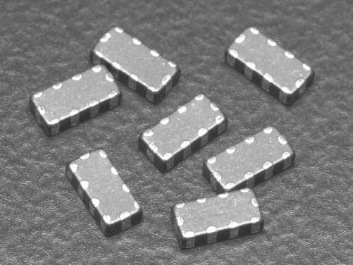 Surface Mount Filter rrays S Series Features The filter s structure minimizes residual inductance with a high self resonant frequency, ensuring large insertion loss in a wide band.