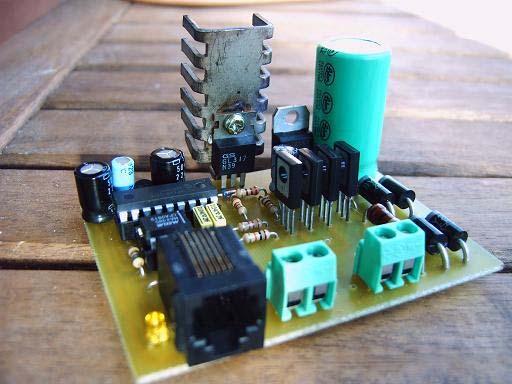 The cheapest option to build NanoX is to use BD679/BD680 transistors and don t mount the relay, but we ll have only one output to tracks (as