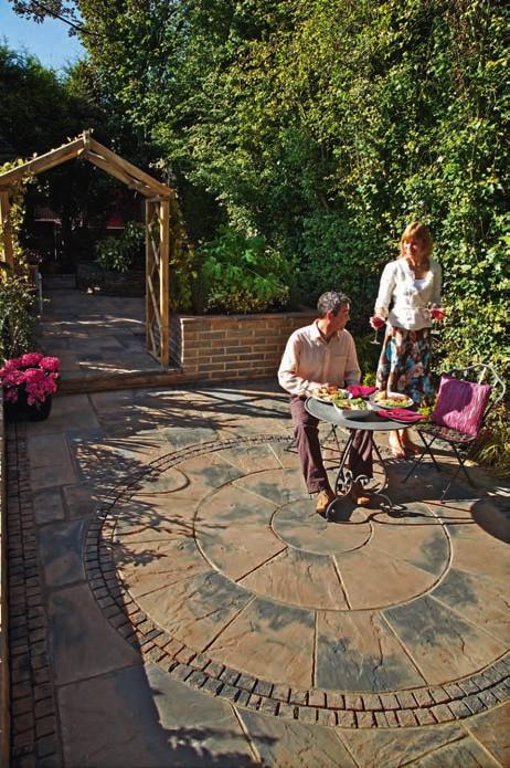 fully pointed with mortar When used in conjunction with 450mm square pavings, Cobblestone Border Pavings should be laid prior to the main paving slabs,