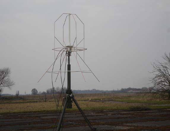 Set of antennas under test Set of 15 antennas with a simple geometry (see paper for the list): -Small