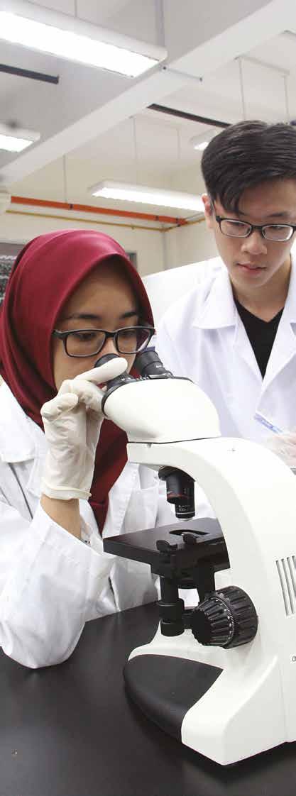 58 Diploma in ( and Biology) This programme aims to produce chemistry and biology graduates at the sub-professional level.