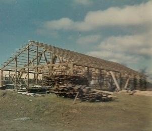 In 1967 the Horse shoe was built on the west side of Horton Road in