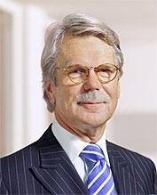 Biographical details of director nominees Björn Wahlroos Chairman Member and Chairman since 2008 Chairman of the Nomination and Corporate Governance Committee Born 1952 Ph.D. (Econ.