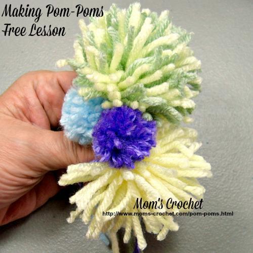 Making Pom-Poms by Sandy Marie and Mom s Crochet Pom-Poms are so cute! However, making them was a huge frustration for me for a very long time. They either fell apart, or just looked stupid.