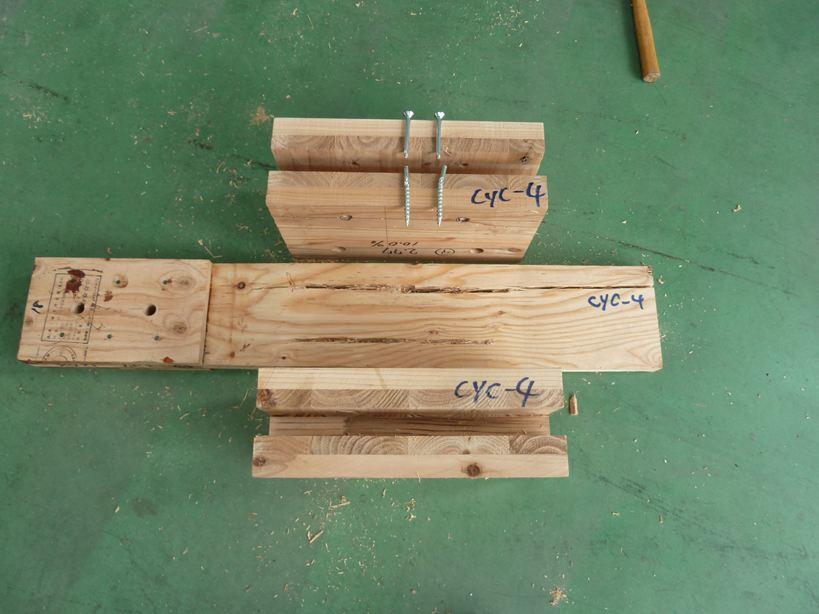 3.3 Vertical shear performance between CLT wall to wall connection 3.3.1 Test specimen Shear performance of wall to wall connection used spline is necessary to evaluate consecutive shear wall performance.