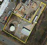 Page 13 of 18 Plainview Lease: $7500 per mo. Asking Sale: PSF: Taxes 150 Fairchild Avenue Plot: 1.