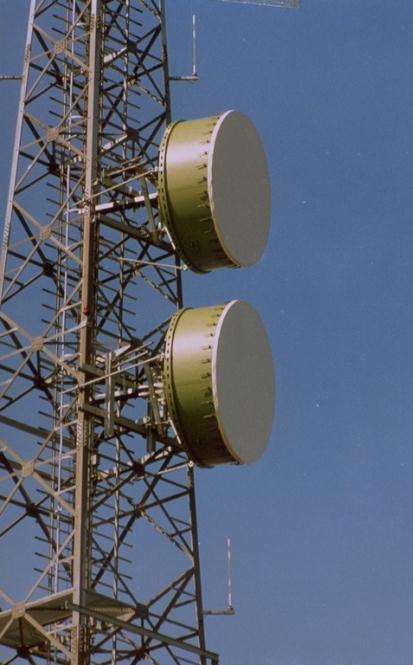 By putting a second receive antenna on the tower, with a vertical separation from the first antenna, we create a second set of delay combinations. This technique is called Space Diversity.