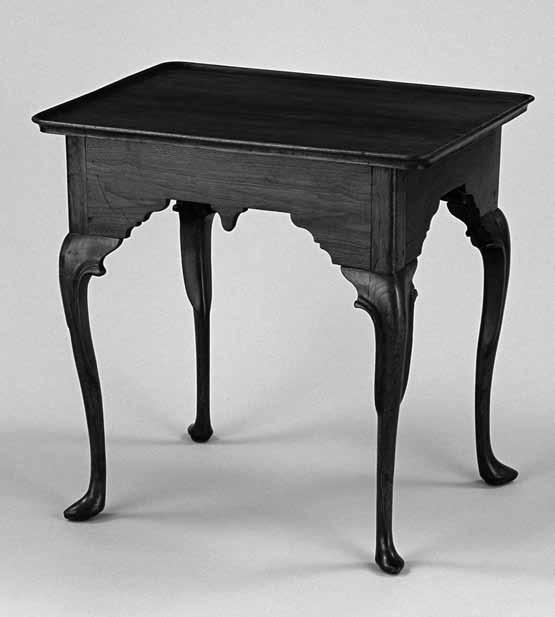 Walnut Tea Table Iulia Chin Lee, IGMA Artisan T his adorable tea table was made between 1755 and 1770, and all components are made of walnut.