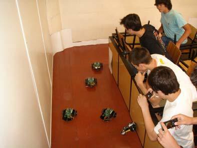 Figure9. Race challenge This is one of the most expected challenges by all participants. c) Maze this is a very simple maze which the robots have to come out.