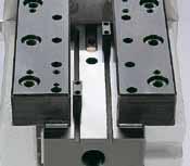adjustment with angular gear Anti-rotational square ram with fully adjustable, Teflon lined