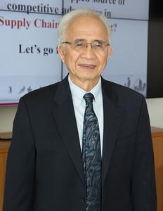 Professor Cheng Few Lee, Rutgers University, USA Cheng-Few Lee is a Distinguished Professor of Finance at Rutgers Business School, Rutgers University and was chairperson of the Department of Finance