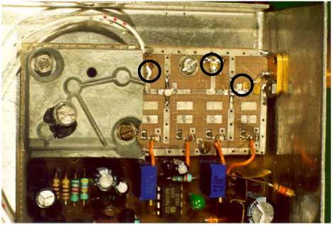 A 3cms 50mW DRO Stabilised GaSFET Transmitter 1998 by the BATC CQ-TV 181 Page 67 supply decoupling capacitor at point D indicated on fig. 1. A small recess in the screening cover allows the wire to exit from under the screening cover.