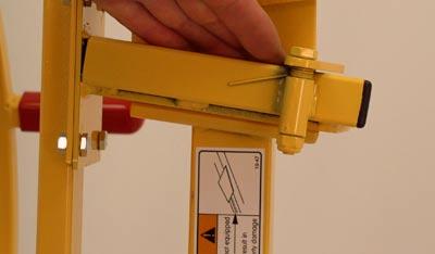 8. Mount the lower tapered Cross rm pocket on the Lower Cradle Support as shown above.