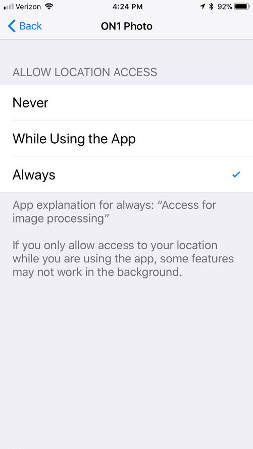 This will open a drawer with two options, Folders and Settings; click on the Settings icon to display the basic settings for the app.