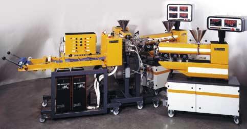 Examples of delivered systems Five-layer coextrusion system with two extruders with a calender type 136/350 and gravimetric feeding The fundamental principle for the production of individually