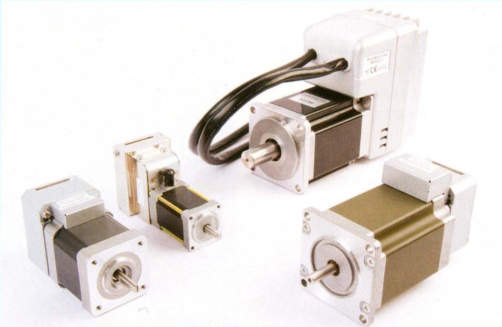 PM synchronous servo motors with integrated