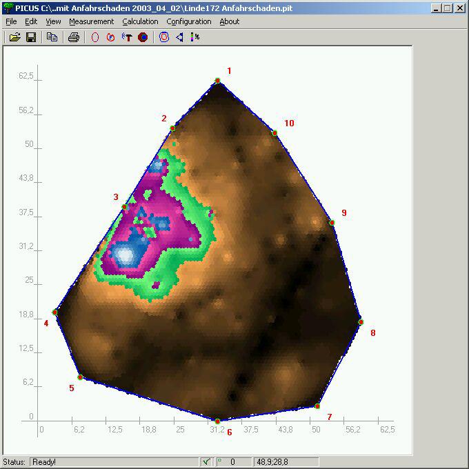 From these data, a Pocket PC instantly calculates a full coloured tomogram of the trees cross-section right at the tree.