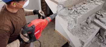 Breaker TE 700-AVR Heavy wall demolition on masonry and brick Large-scale plaster removal Tile removal on walls and floors Window and door openings Bushing applications for roughening or smoothing