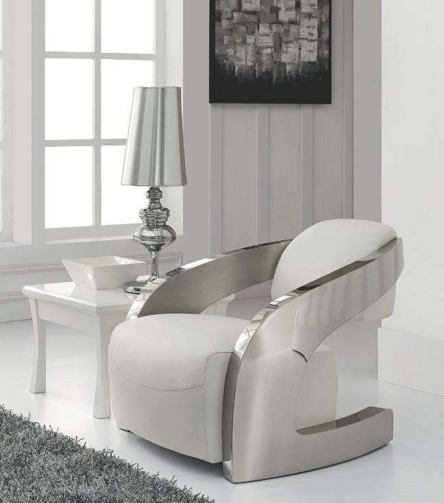 AMANDA MOBILIARIO DE ACERO/STEEL FURNITURE 30 Sillón tapizado en piel italiana de color blanco. Estructura de acero inoxidable acabado pulido.