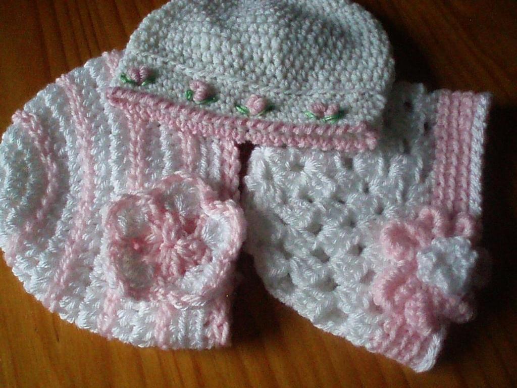 A Trio of Pretty Baby Hats By FlossiePotts Three pretty hats for baby girls.