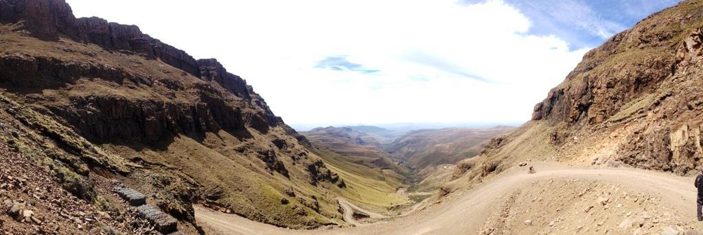 We turned onto the Sani Pass road and the tarred road soon turned to dirt.