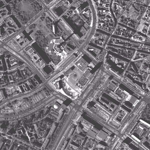 ADS image - Berlin-Alexanderplatz ~ 1:8,000 Airborne Digital Sensor: engineering model Flying height: 9,840 ft.
