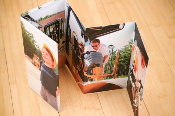 4x8 accordion books New 4x8 accordion books from ProDPI! Use the hand-crafted booklet product from ProDPI for portrait shoots, wedding gifts and more.