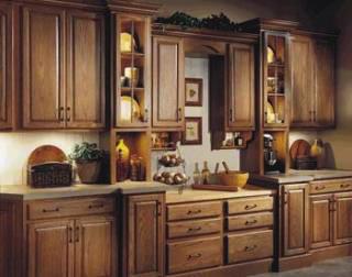 Oak Cabinets Heritage The beauty of oak cabinetry is featured in the timeless design of our Heritage Oak.