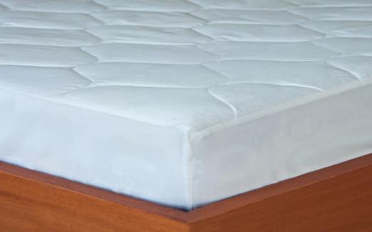 MATTRESS PADS MATTRESS PADS With Stretchable Skirt & Anchor Bands two in one WATERPROOF MATTRESSPAD FITTED* Breathable barrier with three layer waterproof protection*.